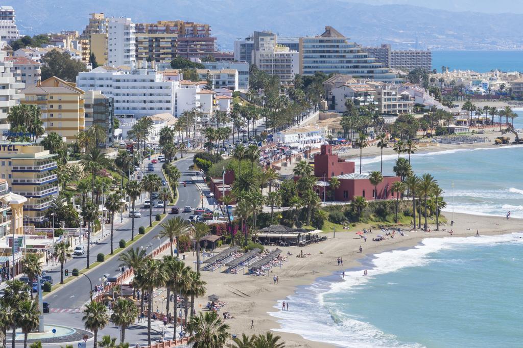 RENTHAS Benalmadena Playa Apartment Bagian luar foto