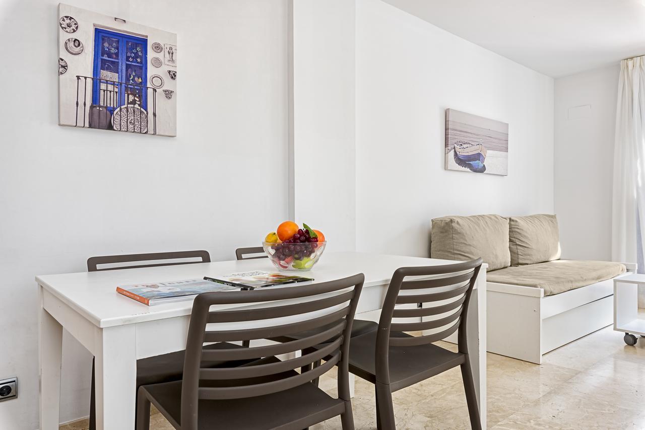 RENTHAS Benalmadena Playa Apartment Ruang foto